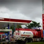 Pemerintah dan Pertamina Imbau Masyarakat Tidak Memborong BBM, Stok Dipastikan Aman