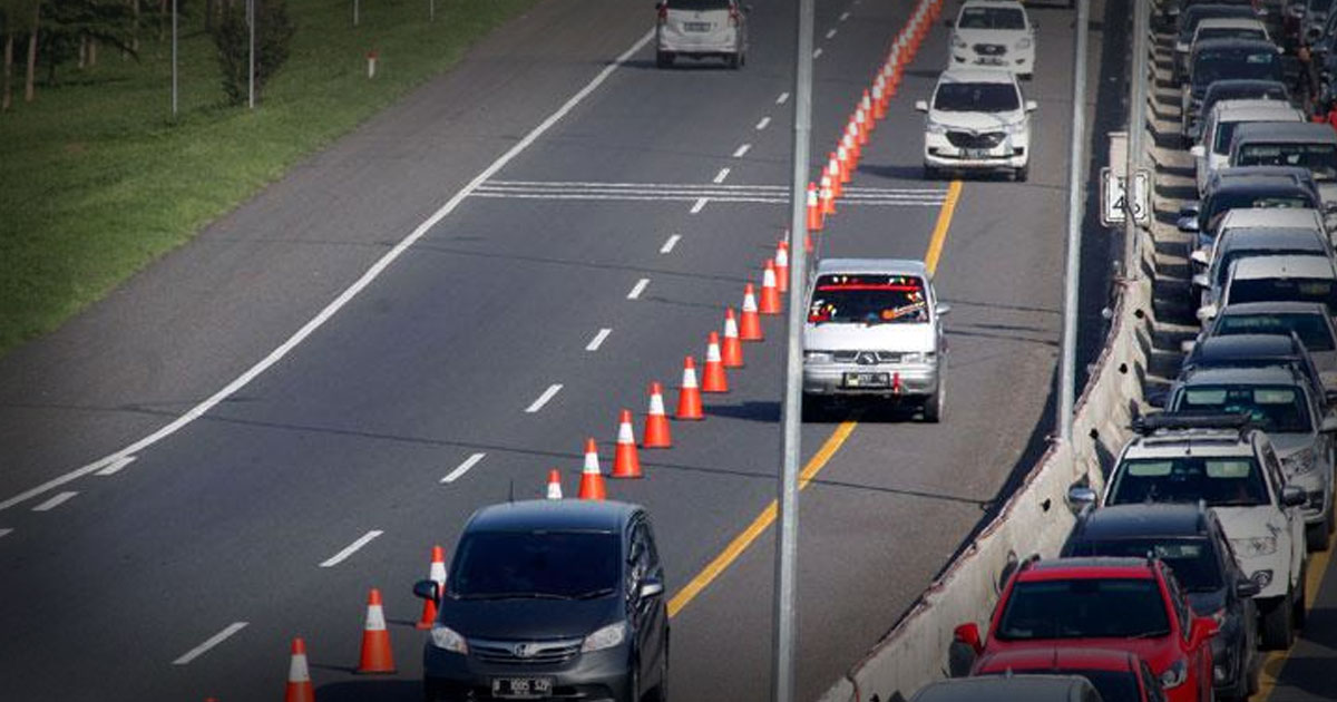Traffic Cone di Jalan Tol Bisa Picu Highway Hypnosis, Ini Penjelasannya